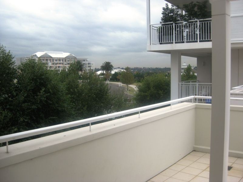 403/8 Village Drive, Breakfast Point NSW 2137
