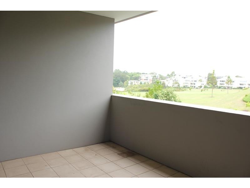 33/21-25 Peninsula Drive, Breakfast Point NSW 2137