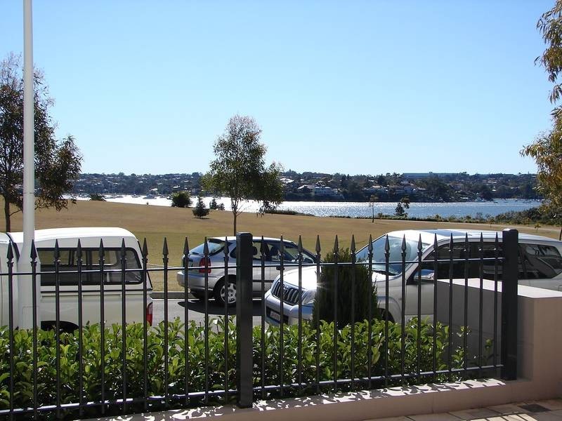 14/6 Admiralty Drive, Breakfast Point NSW 2137