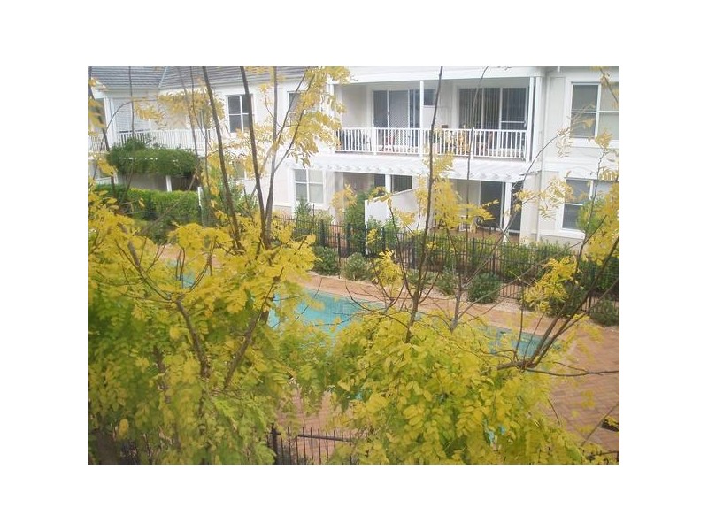 210/16 Fairwater Close, Breakfast Point NSW 2137