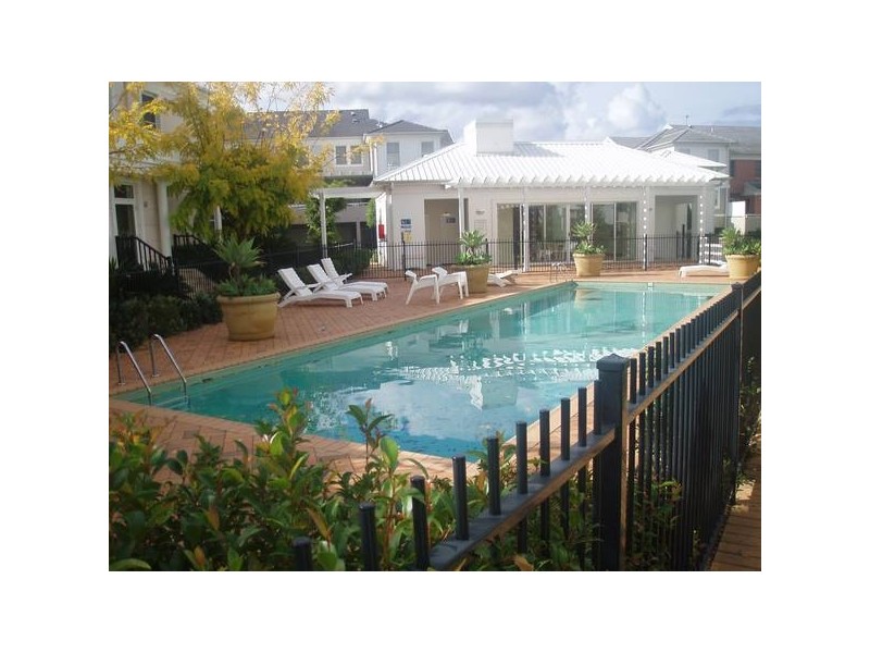 210/16 Fairwater Close, Breakfast Point NSW 2137