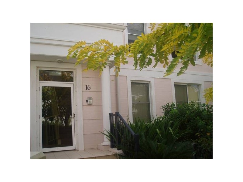 210/16 Fairwater Close, Breakfast Point NSW 2137