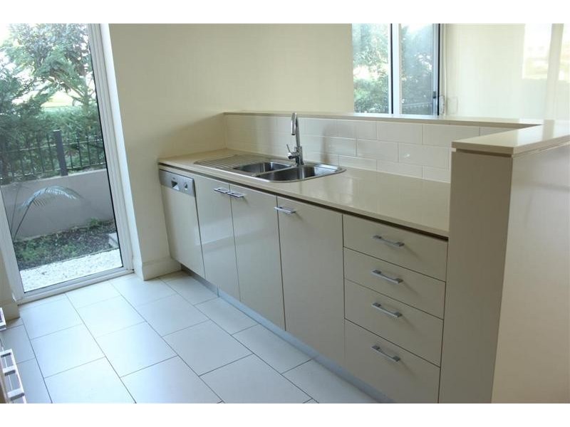 11/68 Village Drive, Breakfast Point NSW 2137