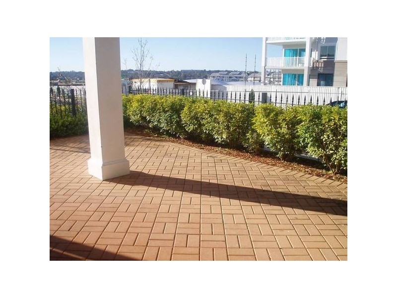 12/6 Juniper Drive, Breakfast Point NSW 2137