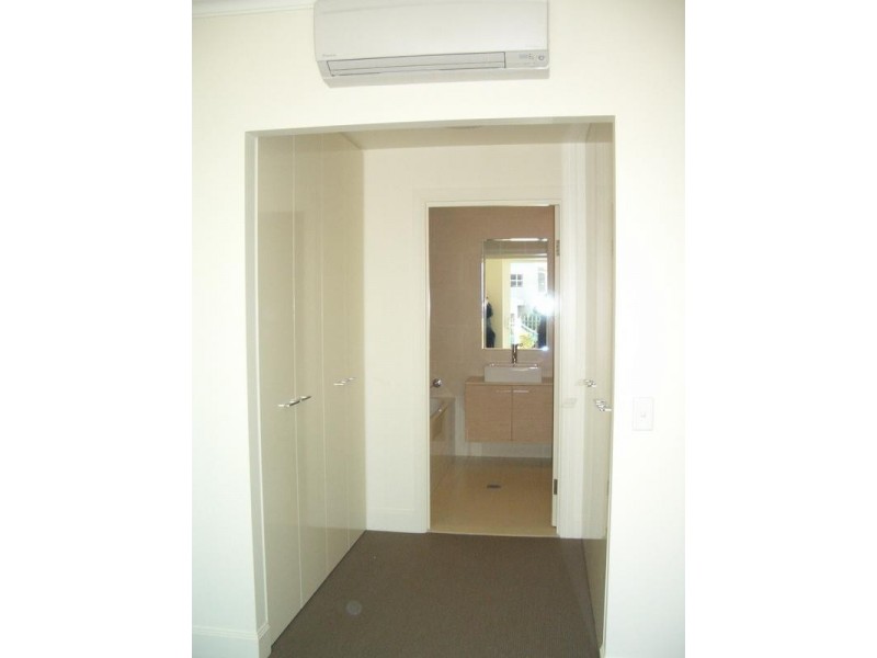 15/68 Village Drive, Breakfast Point NSW 2137