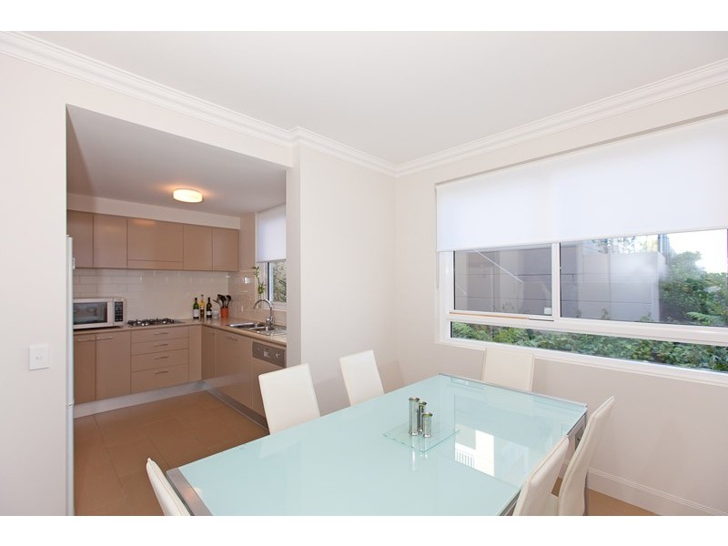 11/1 Juniper Drive, Breakfast Point NSW 2137