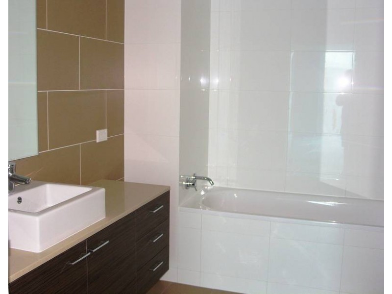 11/1 Juniper Drive, Breakfast Point NSW 2137