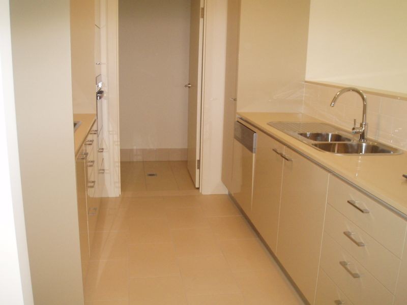 33/68 Village Drive, Breakfast Point NSW 2137