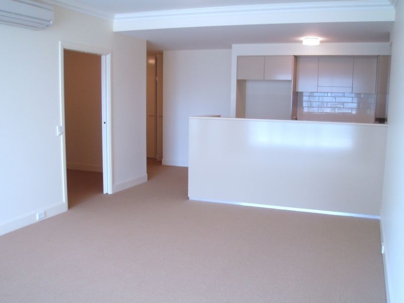 33/68 Village Drive, Breakfast Point NSW 2137