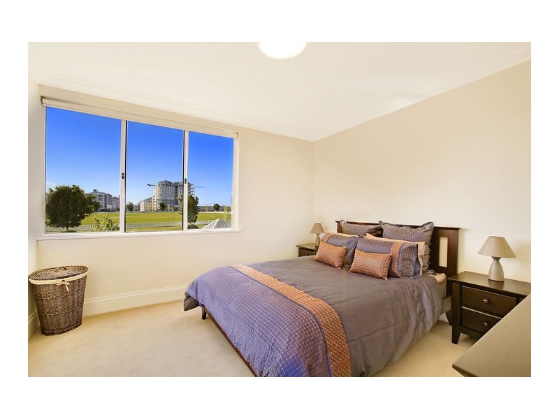 305/8 Village Drive, Breakfast Point NSW 2137