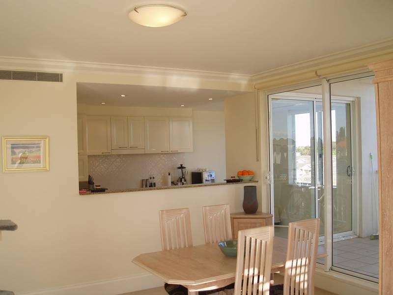 305/8 Village Drive, Breakfast Point NSW 2137