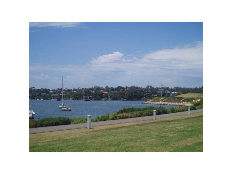 135 Peninsula Drive, Breakfast Point NSW 2137