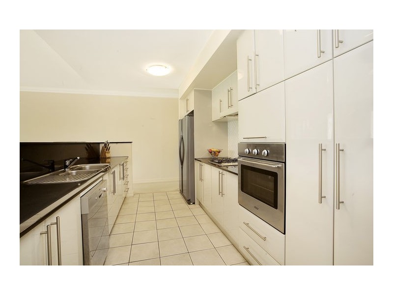 13/2-4 Woodlands Ave, Breakfast Point NSW 2137