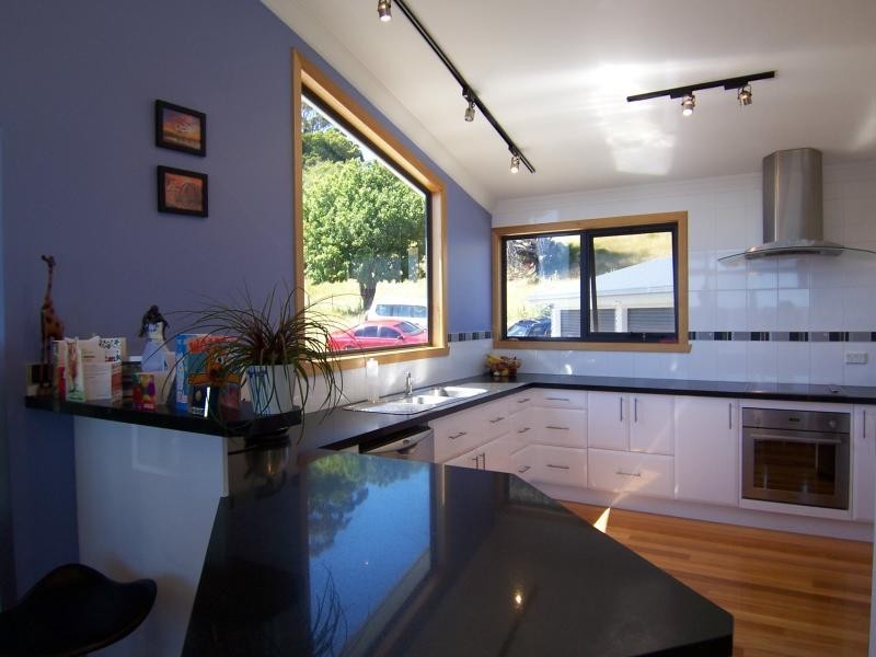 36 Besser Crescent, Burnie TAS 7320