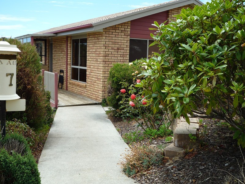 7 Stevens Place, Burnie TAS 7320