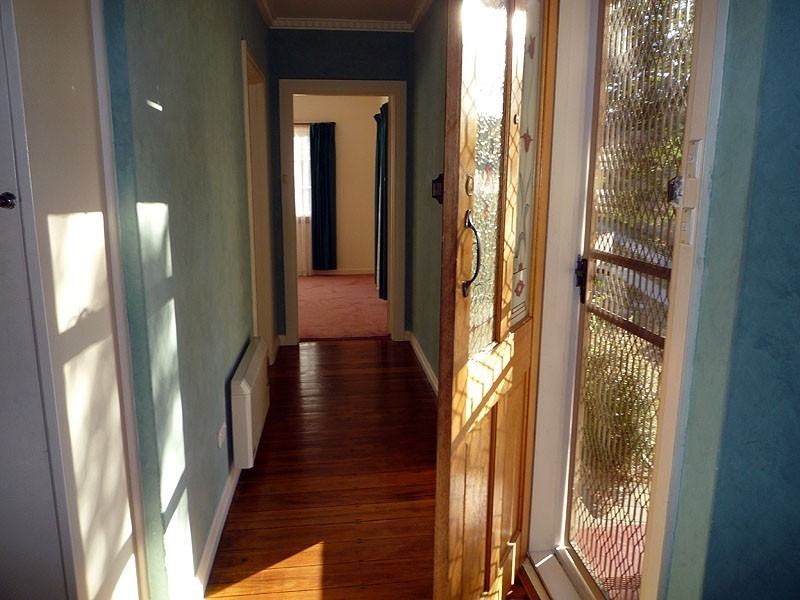 1A Roslyn Avenue, Burnie TAS 7320