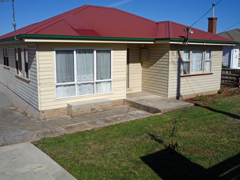 65 McPhee Street, Burnie TAS 7320