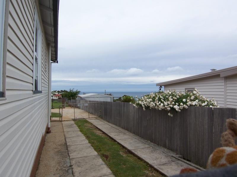 23 Abbott Street, Burnie TAS 7320