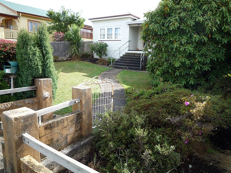 18 Pine Avenue, Burnie TAS 7320