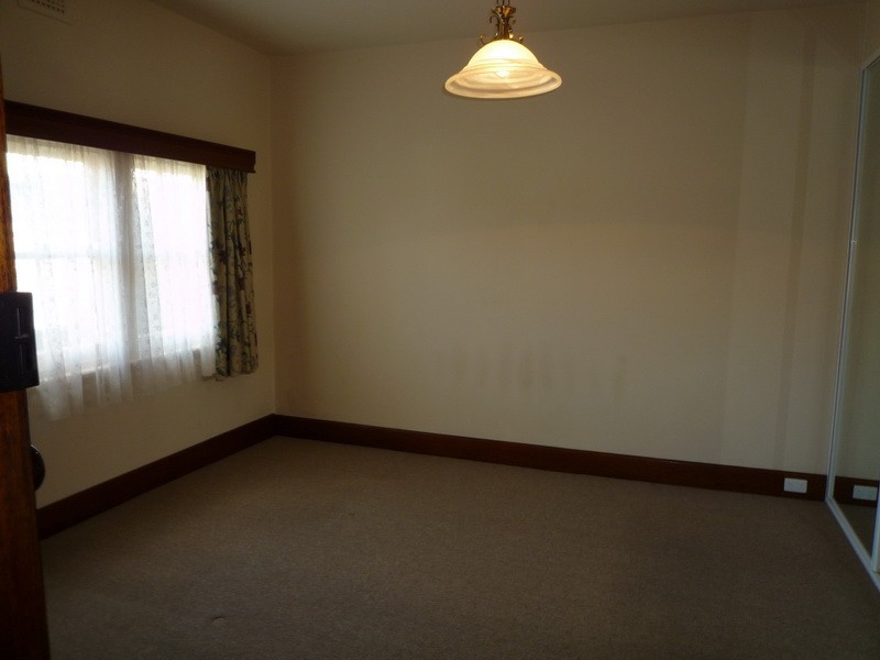 18 Pine Avenue, Burnie TAS 7320