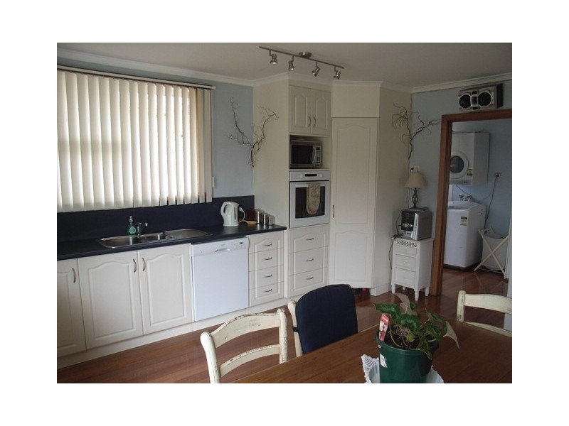 17 Futuna Avenue, Burnie TAS 7320