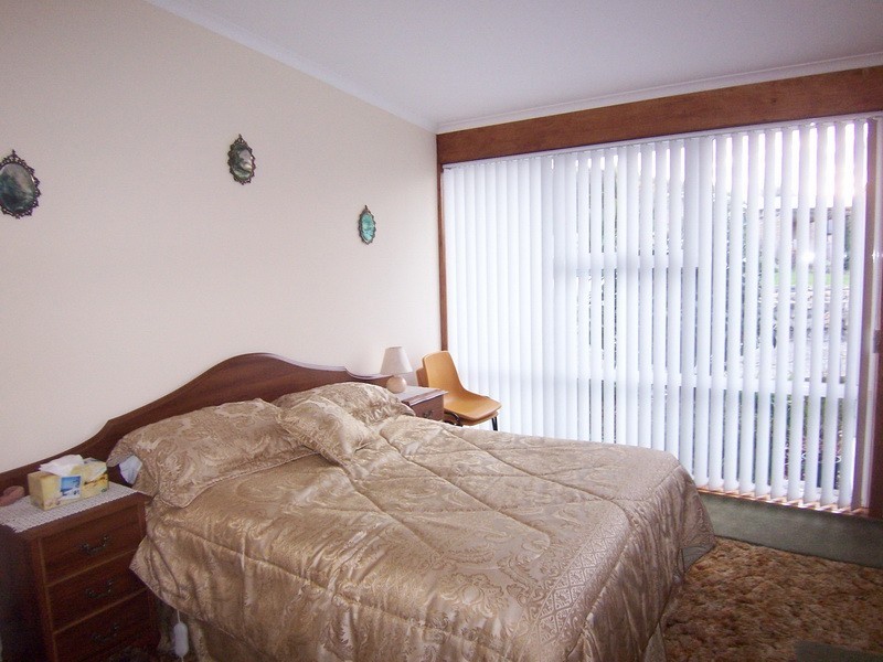 8 Guy Crescent, Somerset TAS 7322