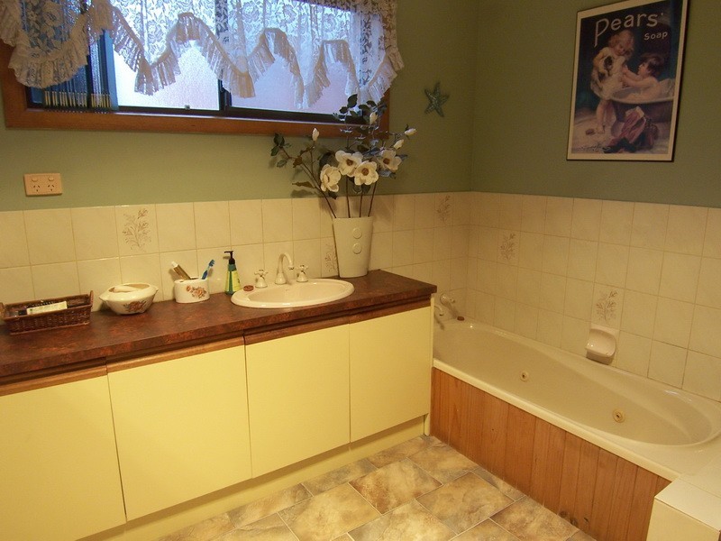 2 Mills Road, Burnie TAS 7320