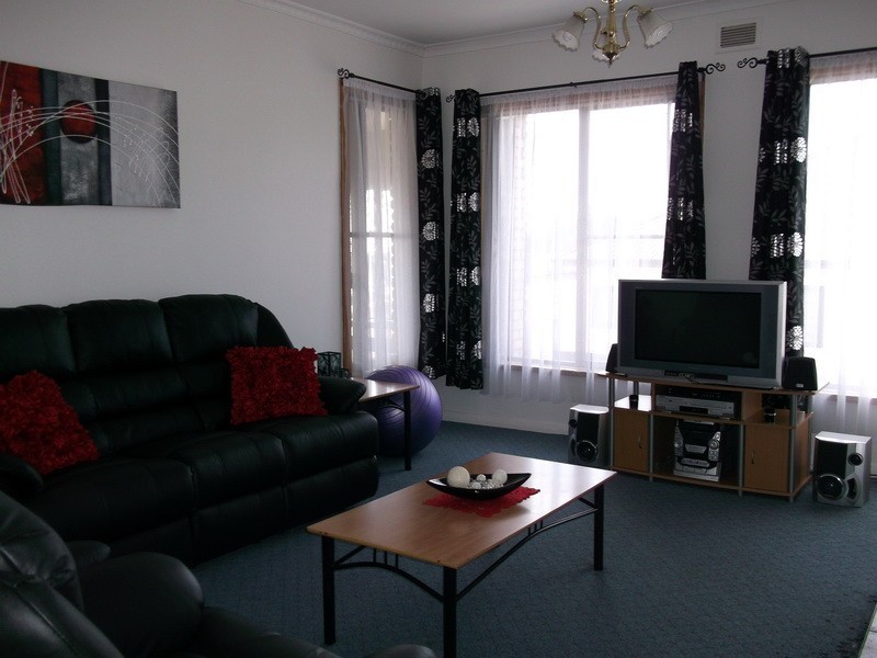 8 Three Mile Line, Burnie TAS 7320