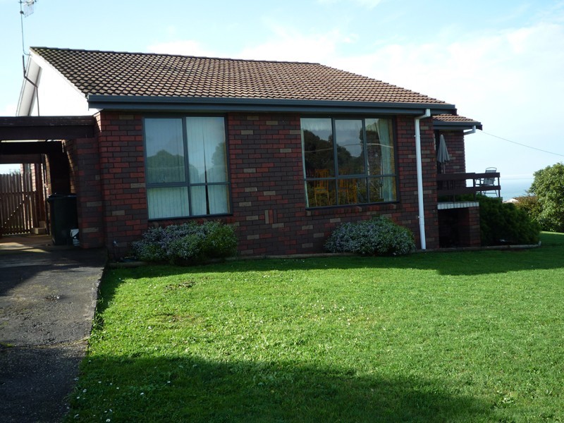 65 Cardigan Street, Somerset TAS 7322