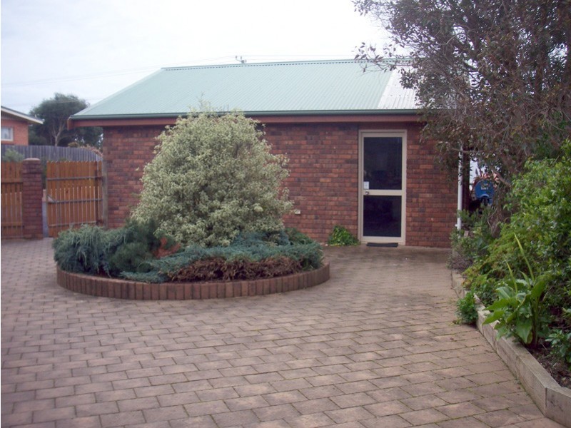 4 Turners Avenue, Turners Beach TAS 7315