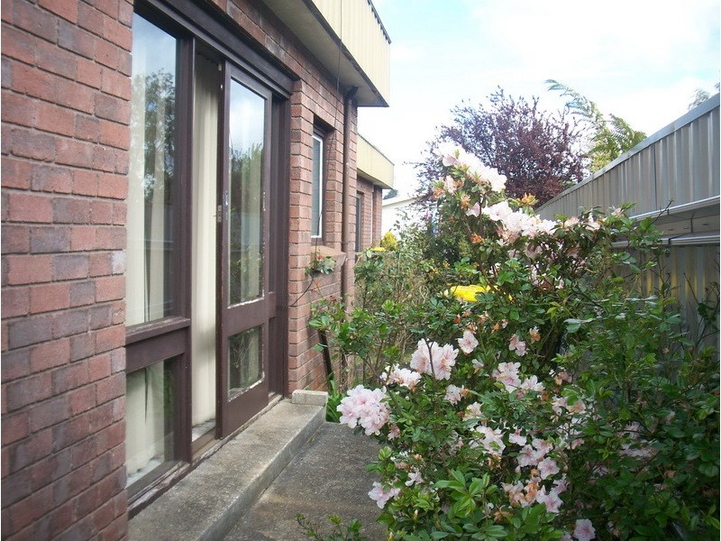 1/17a Sutton Street, Burnie TAS 7320