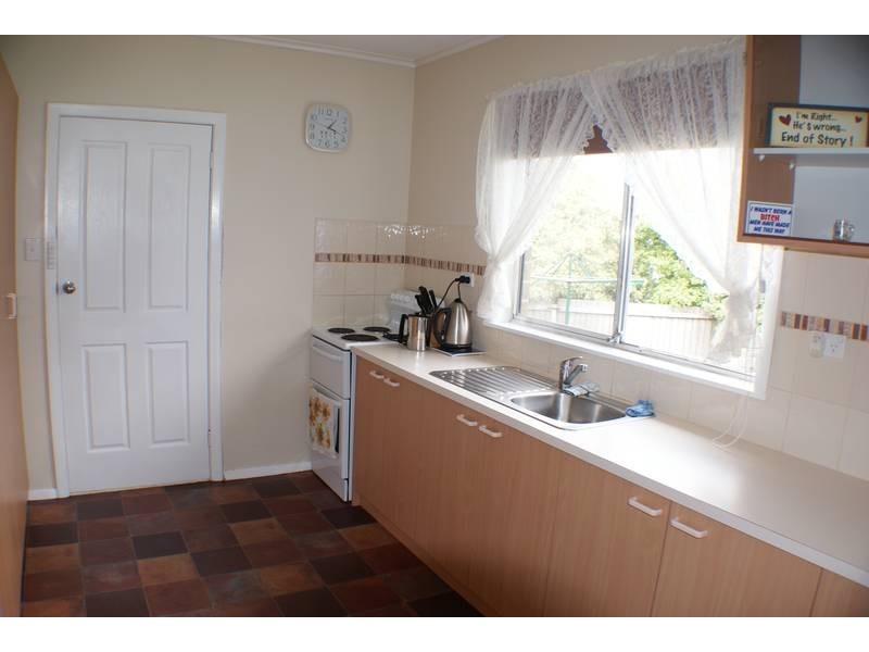 9 Guy Crescent, Somerset TAS 7322