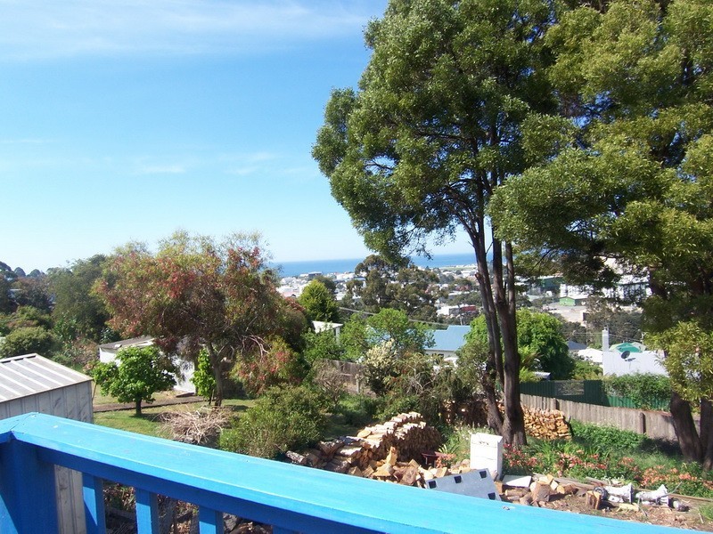 9 Myrtle Crescent, Burnie TAS 7320