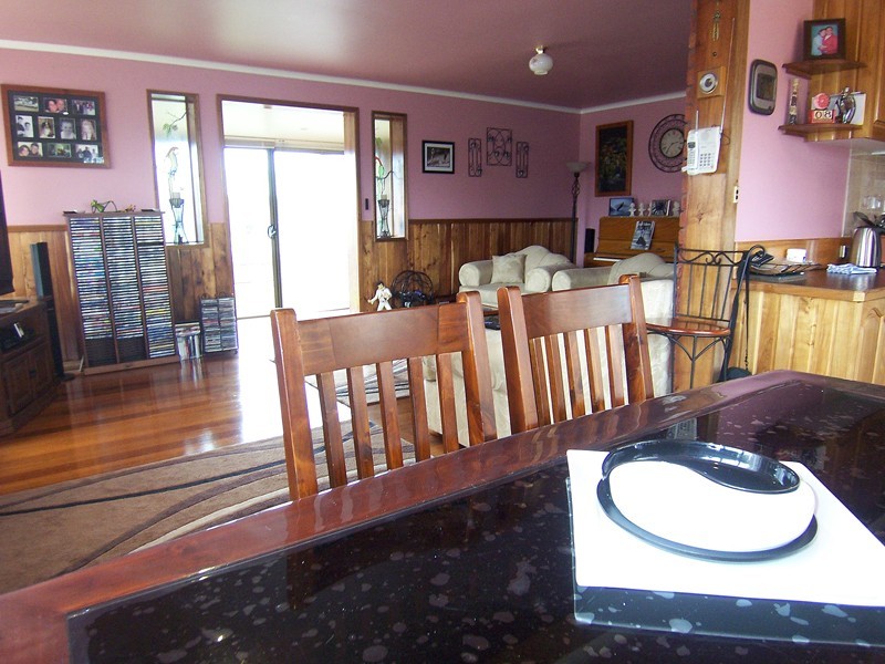 1 Raglan Street, Somerset TAS 7322