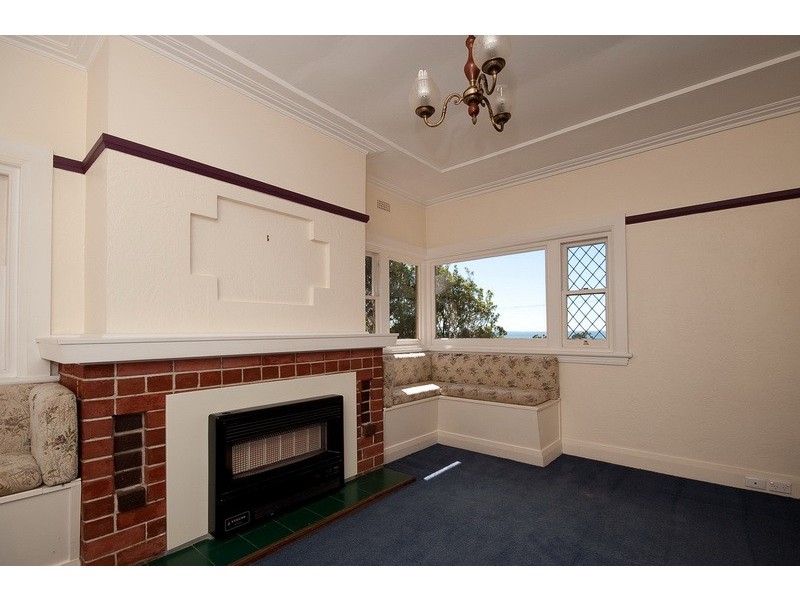 122 Mount Street, Burnie TAS 7320