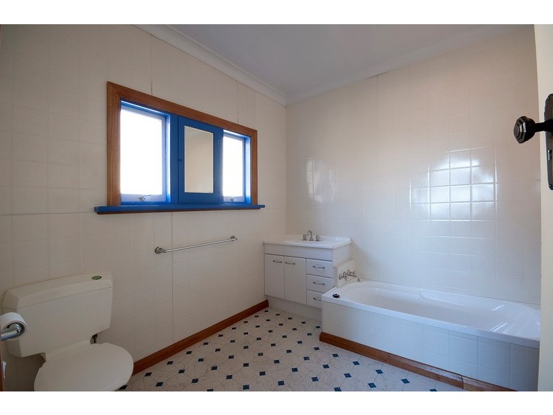 122 Mount Street, Burnie TAS 7320