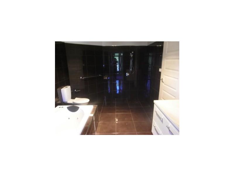 2/24 Platinum Drive, Burnie TAS 7320