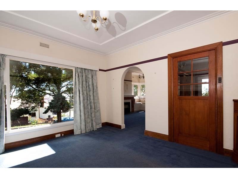 122 Mount Street, Burnie TAS 7320