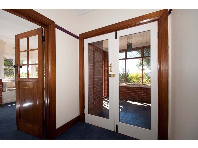 122 Mount Street, Burnie TAS 7320