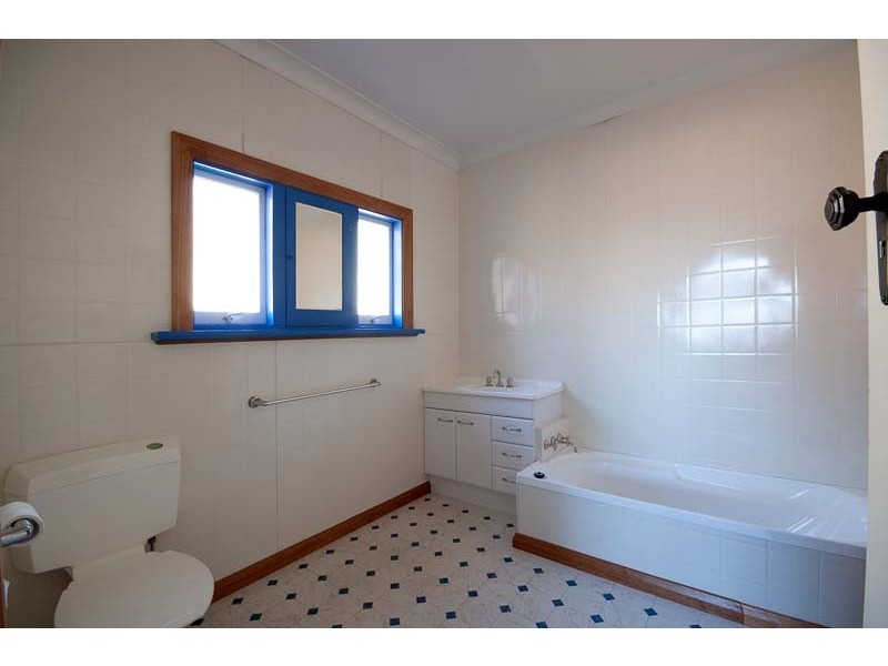 122 Mount Street, Burnie TAS 7320