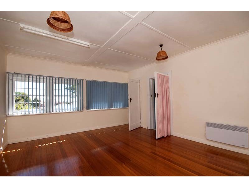 122 Mount Street, Burnie TAS 7320