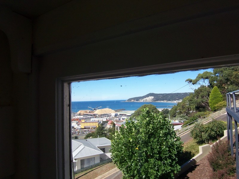 8 Little Bird Street, Burnie TAS 7320