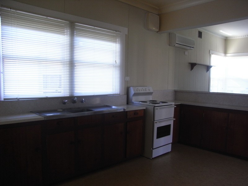 11 Oates Street, Burnie TAS 7320