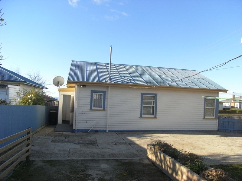 11 Oates Street, Burnie TAS 7320
