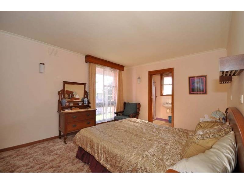 18 Wragg Street, Somerset TAS 7322