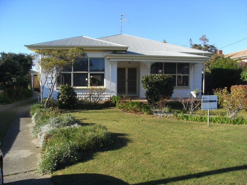 13 New Street, Ulverstone TAS 7315