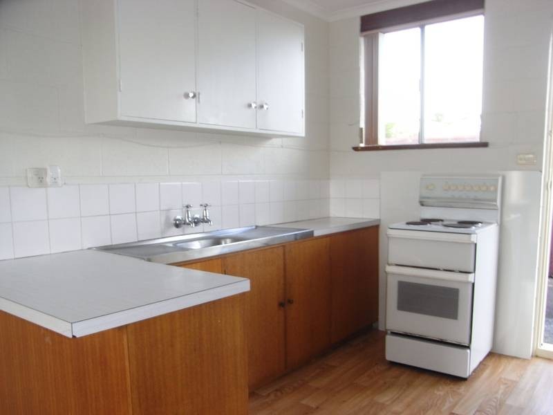 2/24 Raglan Street, Somerset TAS 7322
