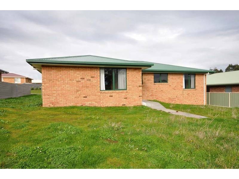 25 Barnard Crescent, Burnie TAS 7320