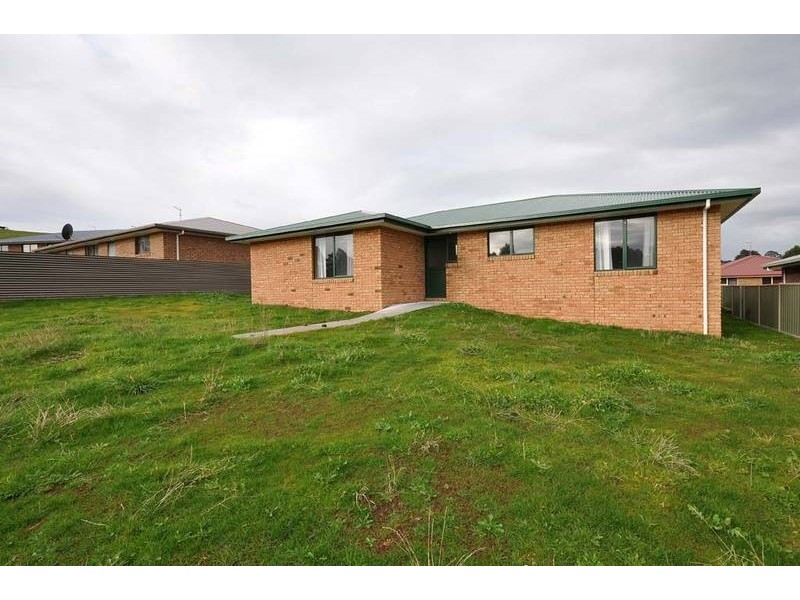 25 Barnard Crescent, Burnie TAS 7320