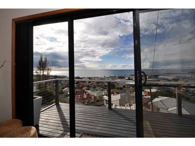 10 Little Bird Street, Burnie TAS 7320